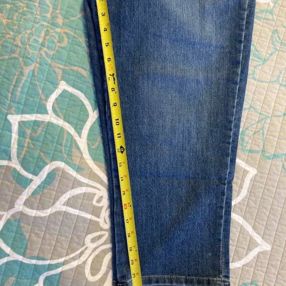 Style & Co. Capris - Picture 4 of 7